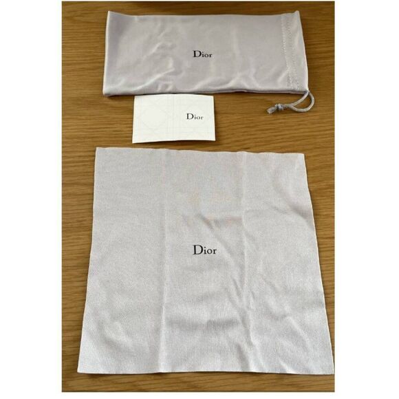 ✨ New Dior Luxury Sunglasses Case - White w/ Dustcover & Lens Wipe ✨ - Picture 5 of 6